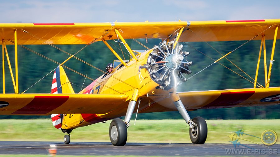 PEL-Boeing-Stearman-PT-13B-R670-Kaydet-(A75)-Dala-Järna-2015275-scr.jpg - Dala-Järna 2015