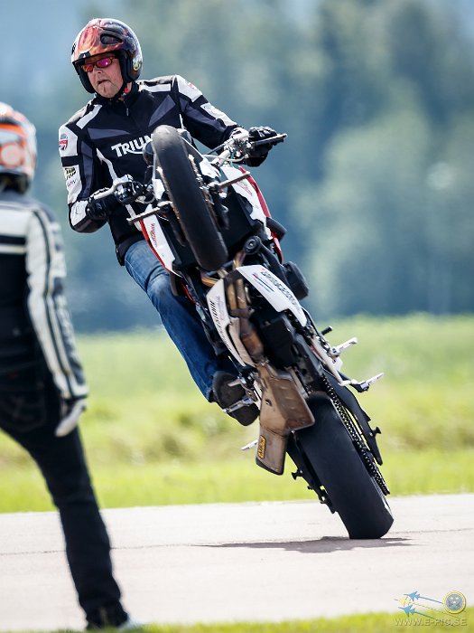 PEL-Stunt-Sune-Dala-Järna-2015-060-scr.jpg - Dala-Järna 2015