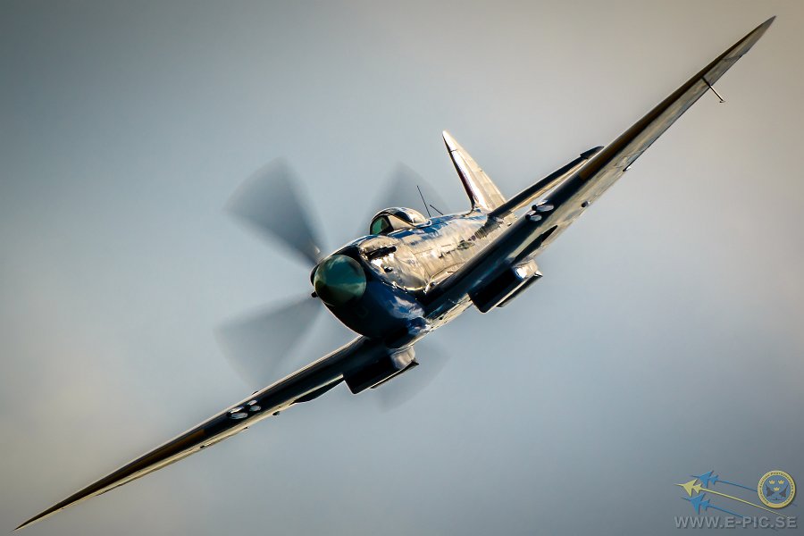 PEL-Supermarine-361-Spitfire-LF16E-Dala-Järna-2015-680-scr.jpg - Dala-Järna 2015